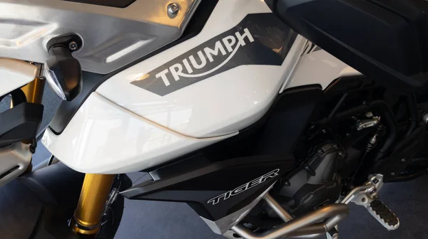 Bordeaux Aquitaine France 2022 Triumph Tiger Motorcycle Detail Sign Text — Stockfoto