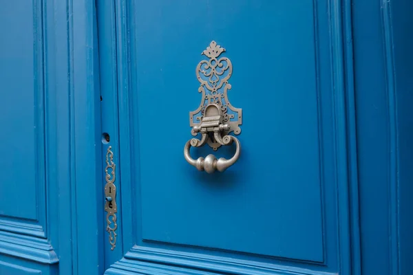 Knocker Blue Ancient Wooden Door Classic Antique Home Entrance — Stock Photo, Image