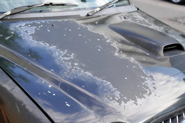 Grey Car Used Peeling Silver Paint Grunge Hood Old Automobile — Stockfoto