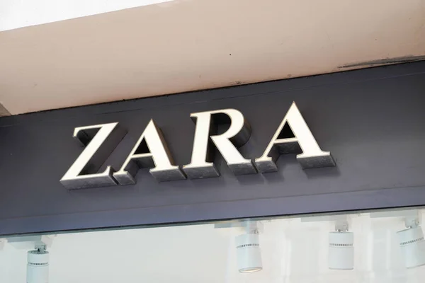 Burdeos Aquitania Francia 2022 Zara Logo Marca Texto Signo Pared — Foto de Stock