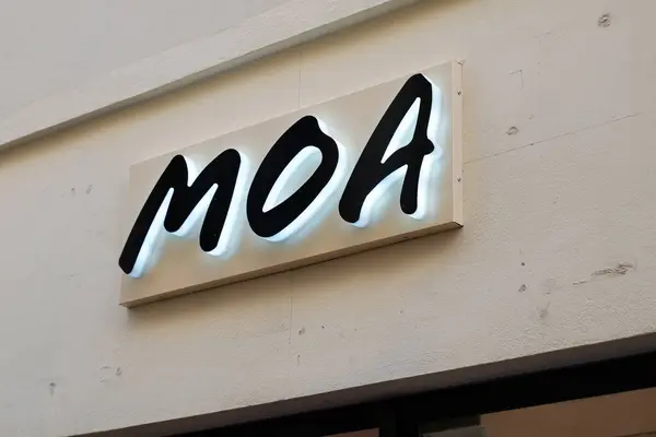 Bordeaux Aquitaine France 2022 Moa Logo Brand Text Sign Wall — ストック写真