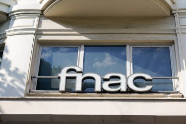 Bordeaux , Aquitaine  France - 07 14 2022 : fnac logo brand store and text sign cultural electronic shop