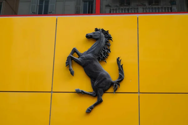 Burdeos Aquitania Francia 2022 Ferrari Logo Brand Horse Text Sign —  Fotos de Stock