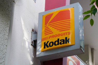Bordeaux, Aquitaine France - 07 14 2022: kodak logo markası ve ABD 'den metin imzalı fotoğrafçı ürünü
