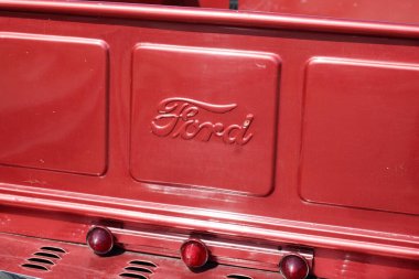 Bordeaux , Aquitaine  France - 07 25 2022 : Ford old logo brand and text sign on ancient f-1 f-2 pick up truck vintage ranger