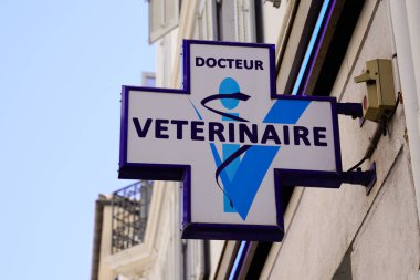 Bordeaux , Aquitaine  France - 07 25 2022 : Veterinaire french text brand and logo sign for animals doctor medic pet city veterinary on clinic medical building