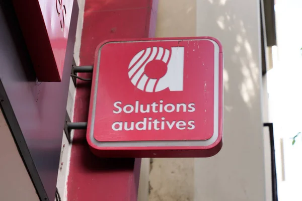 Bordeaux Aquitaine France 2022 Amplifon Red Logo Sign Shop Building — Foto de Stock