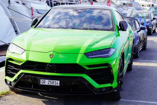 Bordeaux Aquitaine France 2022 Lamborghini Urus Car Suv Green Front — Stockfoto