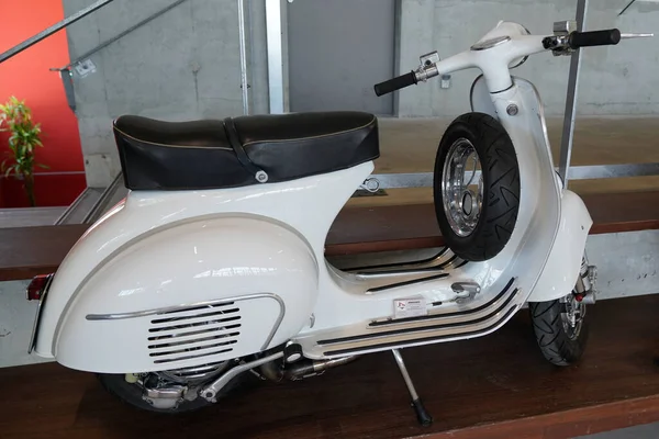 Bordeaux Aquitaine France 2022 Vespa Italian Ancient Restored Scooter Manufactured — Stock Photo, Image