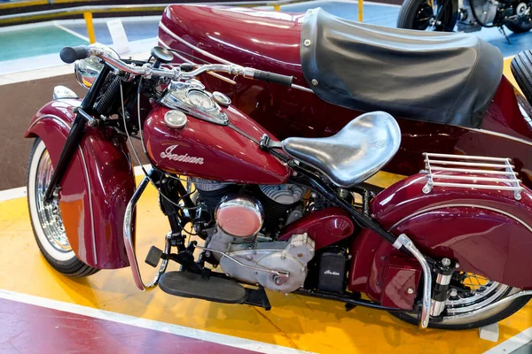 Bordeaux Aquitaine France 2022 Indian Old Ancient Motorbike Sidecar Red — Fotografia de Stock