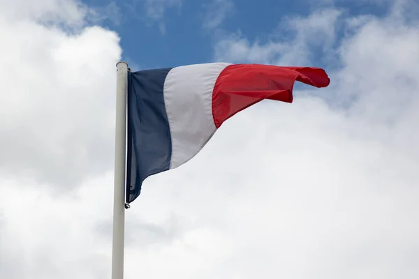 Франция Флаг Французская Волна Над Облачным Небом Машет Мат — стоковое фото