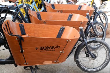 Bordeaux , Aquitaine  France - 08 15 2022 : Babboe city logo sign and text brand on Curve Cargobike Several Dog cargo bikes in front of a bike shop