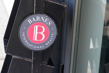 Bordeaux , Aquitaine  France - 08 27 2022 : Barnes brand logo and text sign front entrance of office International Realty estate shop agency