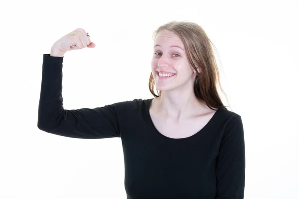 Mulher Mostra Seus Músculos Sorrindo Feliz Fundo Branco — Fotografia de Stock
