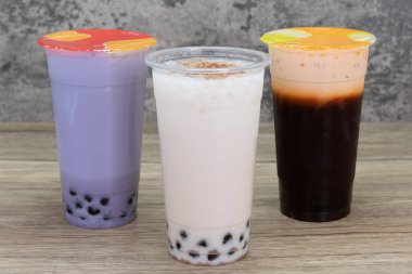 Buzlu taro sütlü çay, Tayland çayı ya da horchata o nefesi bastırır ve o tatlı arzuyu tek bir içecekle giderir..