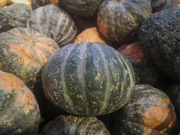 Caa con Ruda, geleneksel Güney Amerika içkisi Ağustos ayının ilk günü için mideye indirildi.