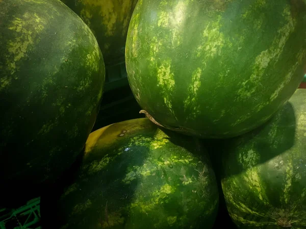 Yeşil, Sarı, Kırmızı Sandas.