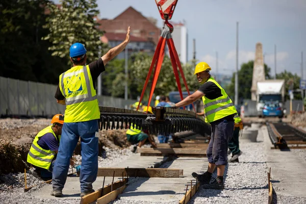 Sofia Bulgaria July 2021 Workers Install New Tram Rails Reconstruction — Stock Photo, Image
