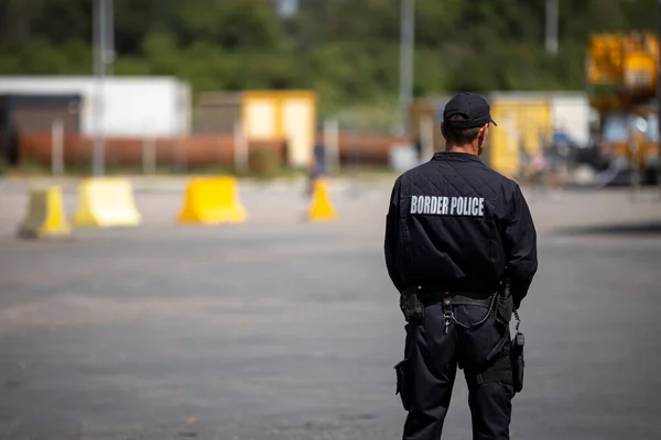 Border Police Officer Seen Back Guarding Border — Stok Foto