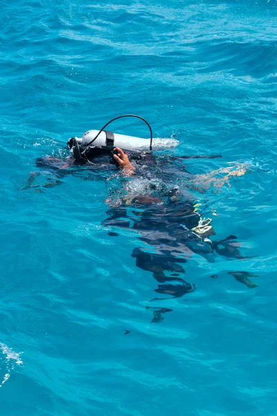 Début Plongée Sous Marine Avec Instructeur Dans Les Eaux Mer — Photo