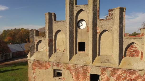 Den Gamle Forladte Georgenburg Slot Chernyahovsk Rusland Udsigt Fra Drone – Stock-video