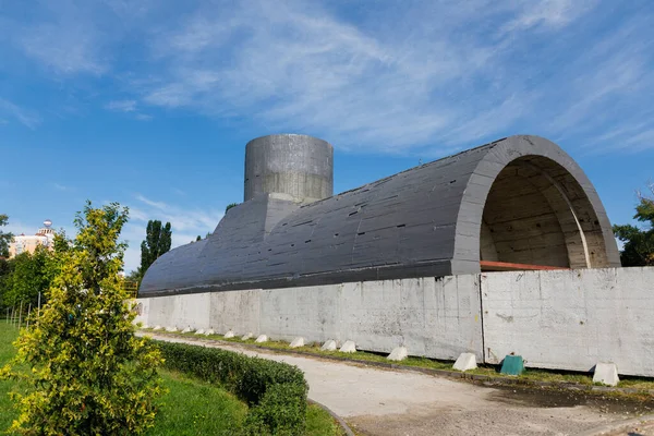 Ανακαίνιση Του Ιστορικού Ορόσημου Keson Stalinsky Tunnel Στο Πάρκο Natalka — Φωτογραφία Αρχείου