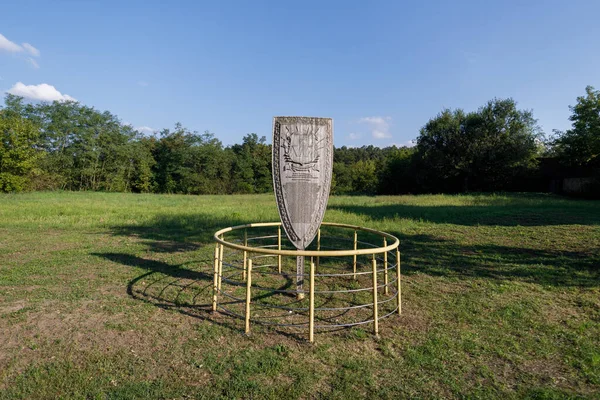 Memorial Houten Schild Aan Het Begin Van Wederopbouw Van Het — Stockfoto