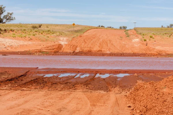 River Bloqueou Estrada Através Outback Australiano Austrália Território Norte — Fotografia de Stock