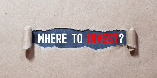 Kendine yatırım yap. İçinde metin olan bir defter. Kişisel gelişim kavramı