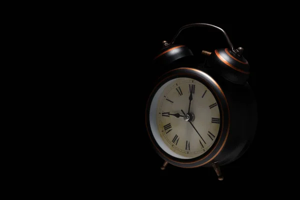 Retro Estilo Relógio Alarme Preto Fundo Preto — Fotografia de Stock