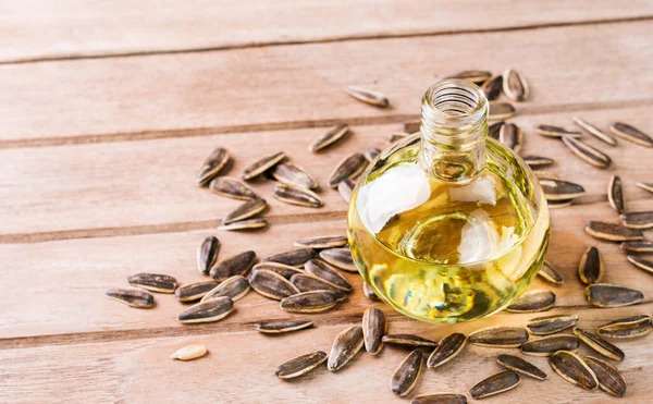Sunflower Seed Oil Agricultural Produce Sunflower Seeds Wooden Table Top — Foto de Stock