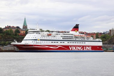 Stockholm, İsveç - 16 Ağustos 2021: The Viking Line Cruiseferry MS Gabriella, Stockholm-Helsinki rotasında hizmet vermektedir..