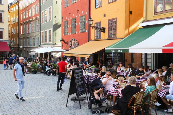 Stockholm Švédsko Července 2021 Venkovní Posezení Restauracích Náměstí Stortorget Starém — Stock fotografie