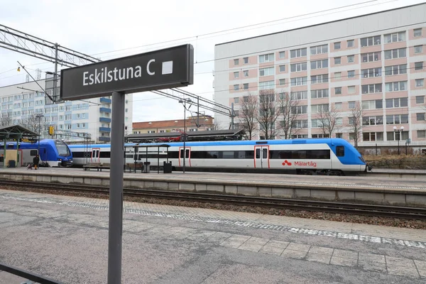 Eskilstuna April 2022 Utsikt Över Eskilstinas Centralstation Med Tåg Som — Stockfoto