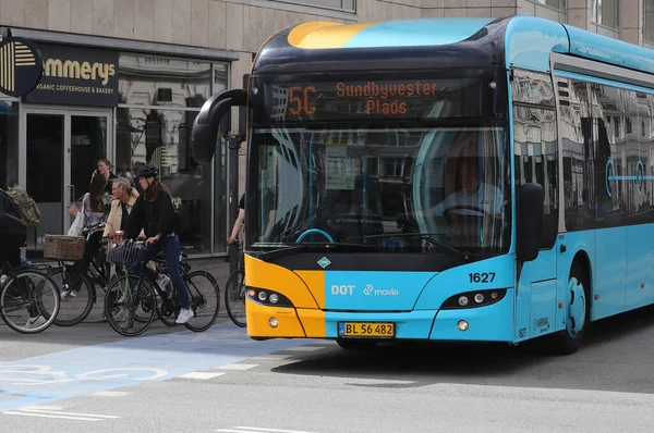 Copenhague Dinamarca Junio 2022 Autobús Transporte Público Línea Cerca Plaza —  Fotos de Stock