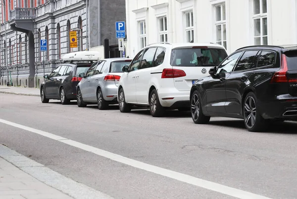 Uppsala Sweden July 2022 Parked Modern Cars Street Residential Buildings — стоковое фото