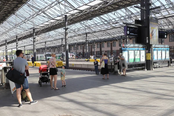 Helsinki Finland August 2022 View Platform Area Waiting Passengers Helsinki — Stockfoto