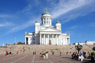 Helsinki, Finlandiya - 20 Ağustos 2022: Helsinki Katedrali 'nin dış görünüşü.