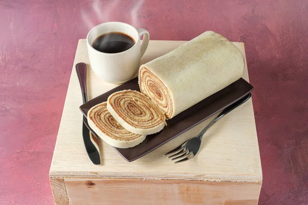 Sliced Bolo Rolo Brown Plate Next Cutlery Cup Coffee Top — Foto de Stock