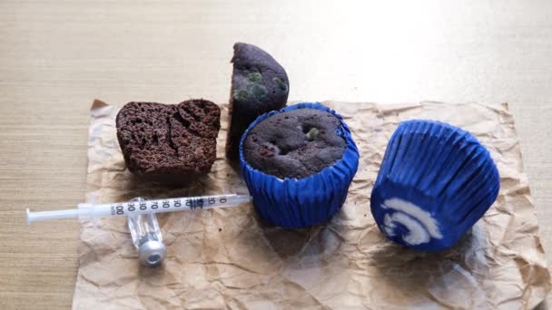 Syringe Insulin Stuffed Moldy Muffin — Stock Video