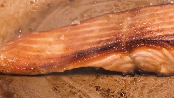 Closeup Well Done Salmon Fillet Being Cooked Skillet Butter Showing — Vídeo de Stock