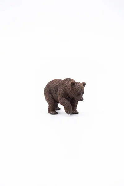 Spielzeugtier Figur Braunbär Auf Weiß — Stockfoto