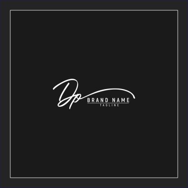 Lüks DP başlangıç logosu imzalı el yazısı imzası siyah arkaplanda izole edildi