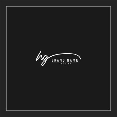 Lüks ilk HG logosu imzalı el yazısı imzası siyah arkaplanda izole edildi