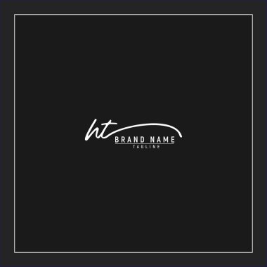Lüks ilk HT logosu imzalı el yazısı imzası siyah arkaplanda izole edildi