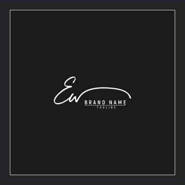 Lüks ilk EW logosu imzalı el yazısı imzası siyah arkaplanda izole edildi