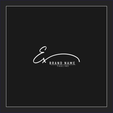 Lüks ilk EX logosu imzalı el yazısı imzası siyah arkaplanda izole edildi