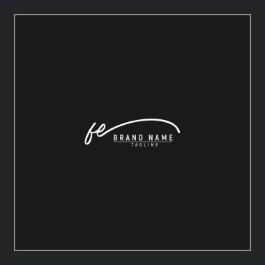 Lüks FE başlangıç logosu imzalı el yazısı imzası siyah arkaplanda izole edilmiş
