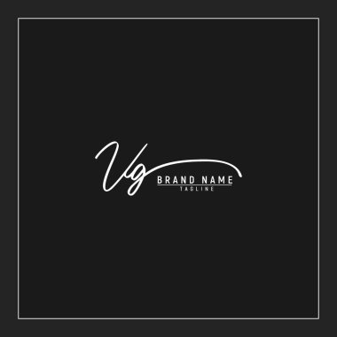 lüks ilk VG logosu imzalı el yazısı imzası siyah arkaplanda izole edildi