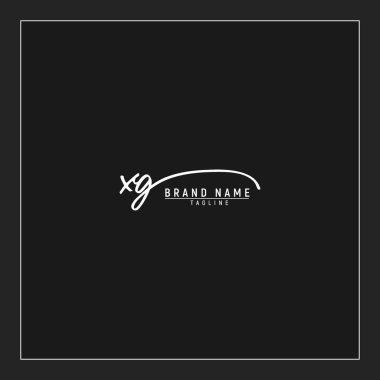 XG logosunun baş harfleri siyah arkaplanda izole edilmiş el yazısı imzası.